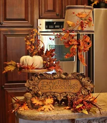 Восеньскі дэкор на кухні фота