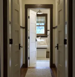 Apartment renovation photo of the door in the hallway