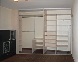 Спальня шкаф купе встроенный стена фото