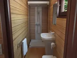 Taxta ev dizayn fotoşəkildə tualet ilə vanna otağı