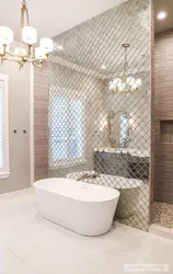 Mirror tiles in bathroom design