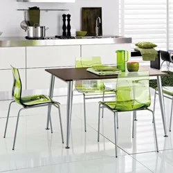 Фото кухонных столов и стульев в интерьере кухонь