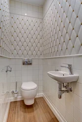 Mənzildə tualet və vanna otağında plitələrin fotoşəkili