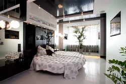 Glossy ceiling design in bedroom