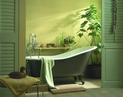 Интерьер ванны в фисташковом цвете