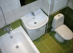 Combine a toilet with a bathroom in Khrushchev design