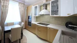 Дызайн кухні са столлю 2 метры