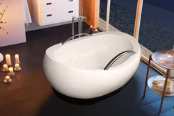 Bathtub in the interior