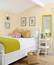 What colors to paint the walls in the bedroom photo