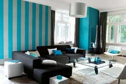 Colors combined with blue in the living room interior