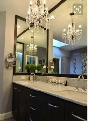 Chandelier in the bathroom design photo