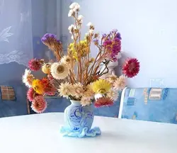 Сухоцветы в интерьере гостиной