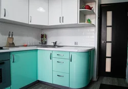 Which kitchen to choose for a small kitchen photo