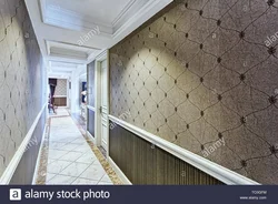 Divar fotoşəkili koridorda panellər