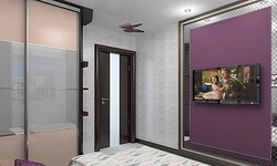 Bedroom design door in the middle