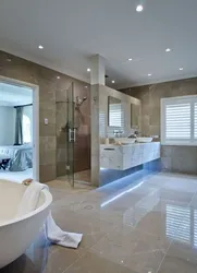 Modern Large Bathtub Design
