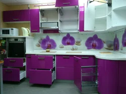 Кухня цвета фуксии фото