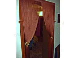 Интерьер спальни шторы двери