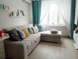 Два дивана в интерьере маленькой гостиной