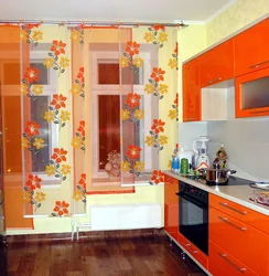 Оранжевая кухня какие шторы фото