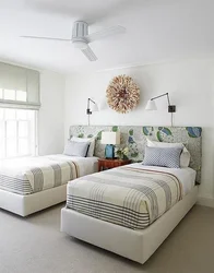 Дизайн спальных комнат с двумя кроватями