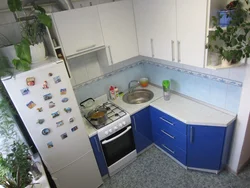 Small kitchens 2 m photo