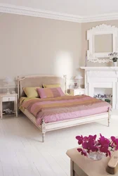 Bedroom design with pink bed