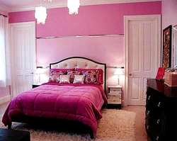 Дызайн спальні з ружовым ложкам