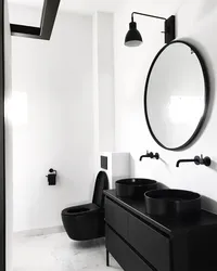 Черные смесители для ванны в интерьере фото