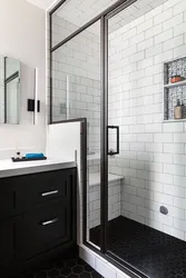 Дизайн ванной комнаты с душевой черно белая