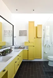 Bathtub white yellow design