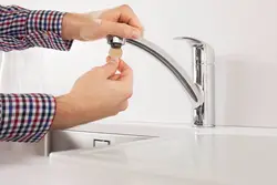 How to change a faucet in the kitchen photo