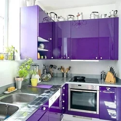 Інтэр'ер пурпурной кухні