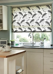 Decorate blinds in the kitchen photo