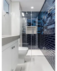 Bathroom design with narrow tiles