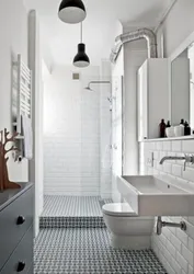 Дизайн ванной с узкой плиткой