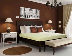 Спальня с коричневой стеной фото