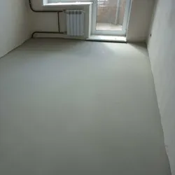 Photo of floor screed in an apartment