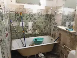 Do-it-yourself budget bathroom renovation in Khrushchev photo