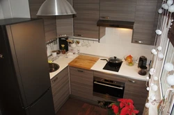 Small kitchen design with hob