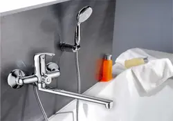 Фото смесителя в ванной с душем