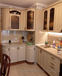 Corner kitchens with ventilation box in the corner photo design