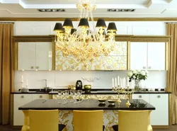 Combination of gold in the kitchen interior