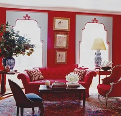 Combination of red color in the living room interior