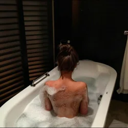 Photo of the bath