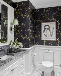 Bathroom design with wallpaper and tiles