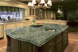 Тарҳи ошхона бо countertops санг