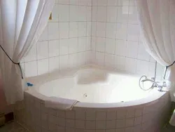 Бұрыштық ваннаға арналған перде фото