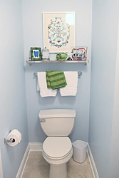Design for painting a toilet in an apartment