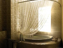 Ванна бөлмесінің дизайны ванна пердесінің фотосуреті